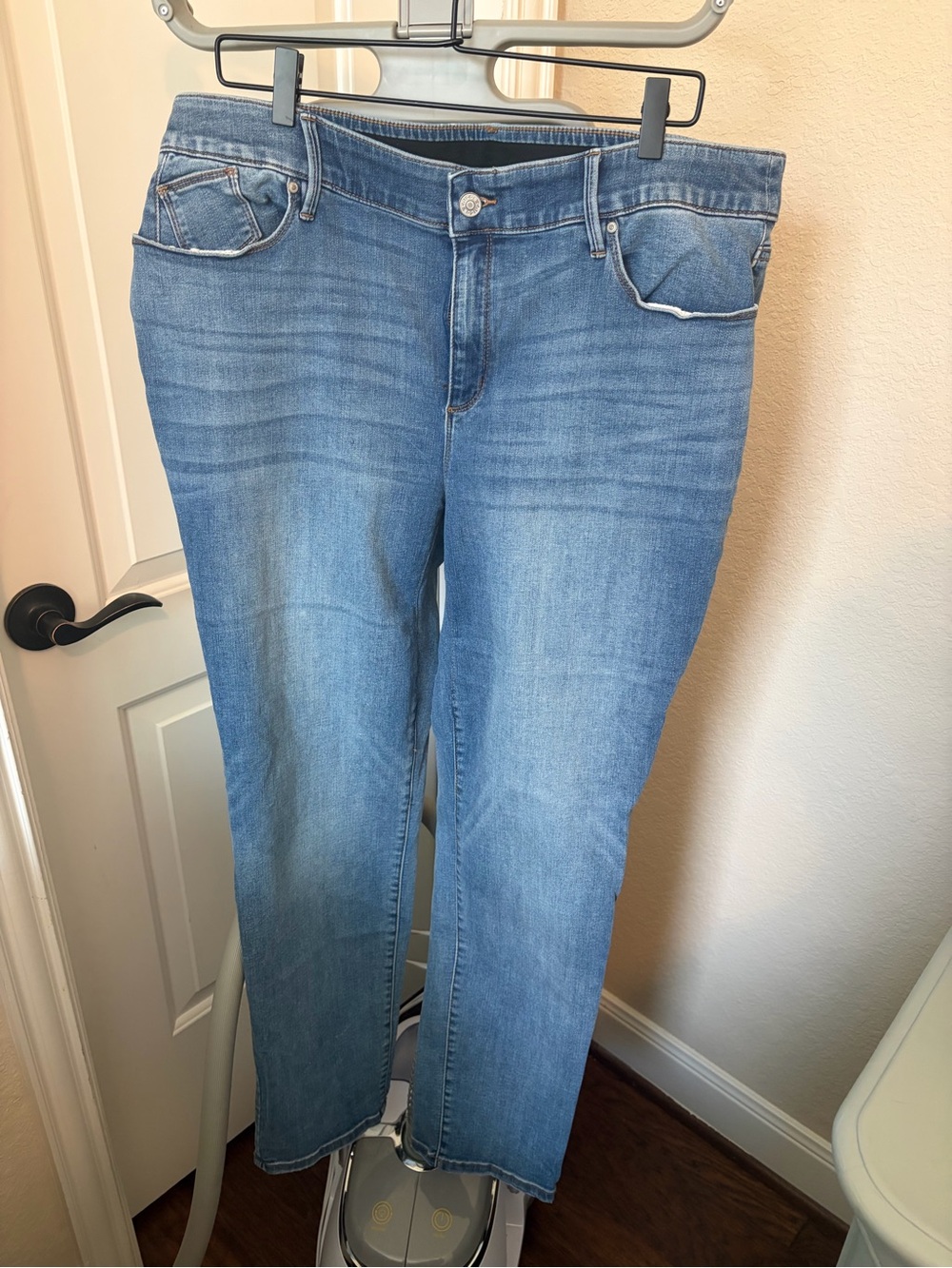 Chico's Light Blue Straight-Leg Women's Jeans